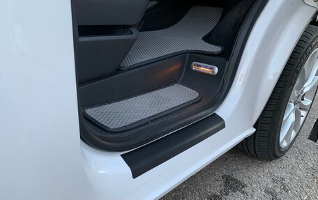 Volkswagen Caravelle T5, 2011 год, 1 950 000 рублей, 9 фотография