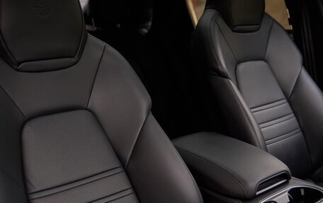 Porsche Cayenne III, 2023 год, 15 700 000 рублей, 11 фотография