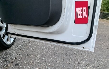 Volkswagen Caravelle T5, 2011 год, 1 950 000 рублей, 14 фотография