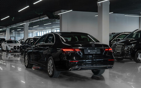 Mercedes-Benz E-Класс, 2020 год, 2 750 000 рублей, 4 фотография