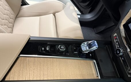 Volvo XC60 II, 2025 год, 6 100 000 рублей, 8 фотография