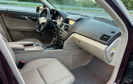 Mercedes-Benz C-Класс, 2008 год, 1 600 000 рублей, 11 фотография