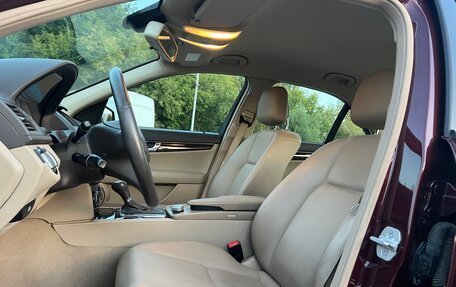 Mercedes-Benz C-Класс, 2008 год, 1 600 000 рублей, 9 фотография