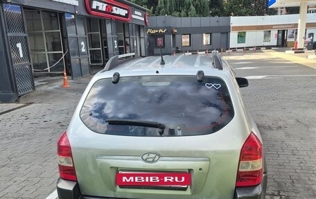 Hyundai Tucson III, 2006 год, 700 000 рублей, 2 фотография