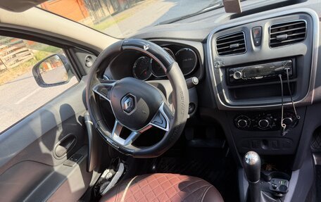 Renault Logan II, 2019 год, 620 000 рублей, 7 фотография