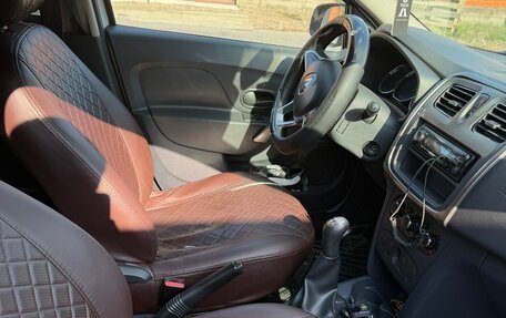 Renault Logan II, 2019 год, 620 000 рублей, 6 фотография