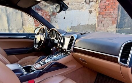 Porsche Cayenne III, 2013 год, 2 990 000 рублей, 34 фотография