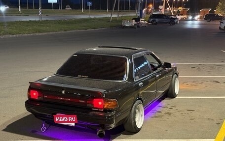 Toyota Carina, 1990 год, 230 000 рублей, 4 фотография