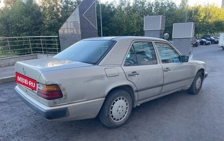 Mercedes-Benz W124, 1986 год, 170 000 рублей, 3 фотография