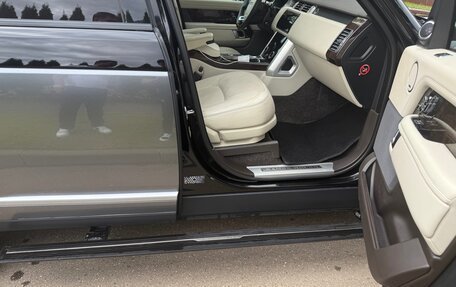 Land Rover Range Rover IV рестайлинг, 2018 год, 4 690 000 рублей, 9 фотография