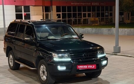 Toyota Land Cruiser 100 рестайлинг 2, 2003 год, 1 135 000 рублей, 8 фотография