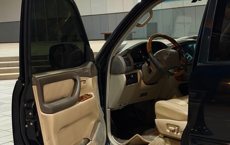 Toyota Land Cruiser 100 рестайлинг 2, 2003 год, 1 135 000 рублей, 11 фотография