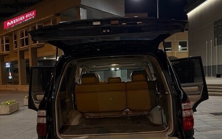 Toyota Land Cruiser 100 рестайлинг 2, 2003 год, 1 135 000 рублей, 20 фотография