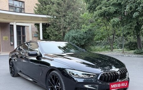 BMW 8 серия, 2021 год, 6 200 000 рублей, 3 фотография