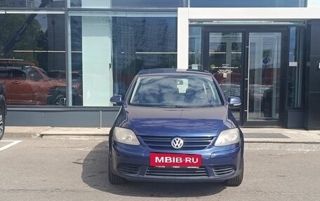 Volkswagen Golf Plus I, 2006 год, 599 000 рублей, 2 фотография