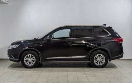 Mitsubishi Outlander III рестайлинг 3, 2017 год, 1 870 000 рублей, 7 фотография