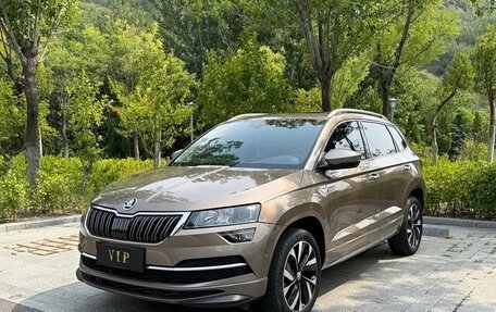 Skoda Karoq I, 2023 год, 1 995 000 рублей, 1 фотография