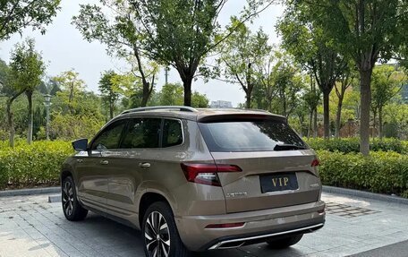 Skoda Karoq I, 2023 год, 1 995 000 рублей, 4 фотография