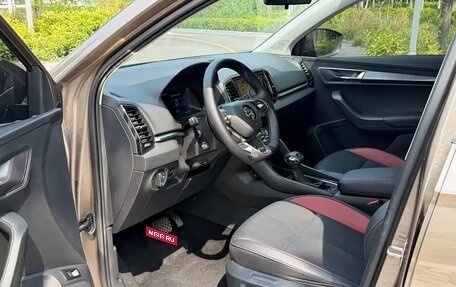 Skoda Karoq I, 2023 год, 1 995 000 рублей, 7 фотография