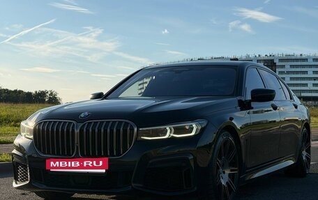 BMW 7 серия, 2019 год, 6 700 000 рублей, 2 фотография