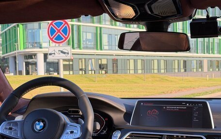 BMW 7 серия, 2019 год, 6 700 000 рублей, 16 фотография