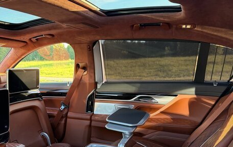BMW 7 серия, 2019 год, 6 700 000 рублей, 17 фотография