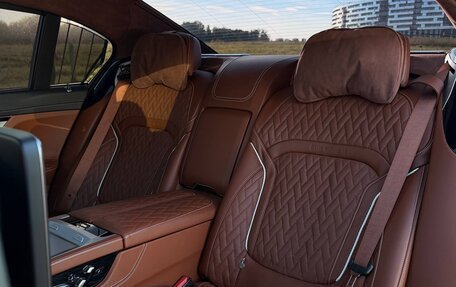 BMW 7 серия, 2019 год, 6 700 000 рублей, 13 фотография