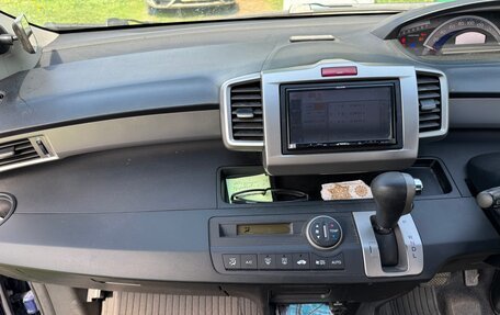 Honda Freed I, 2013 год, 1 150 000 рублей, 13 фотография