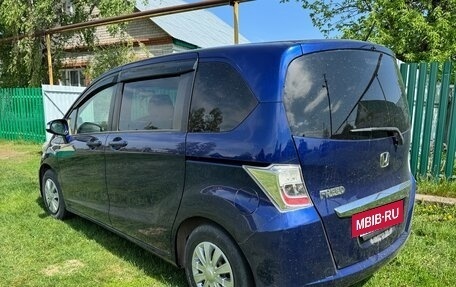 Honda Freed I, 2013 год, 1 150 000 рублей, 5 фотография