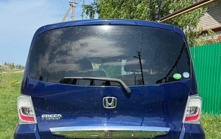 Honda Freed I, 2013 год, 1 150 000 рублей, 4 фотография