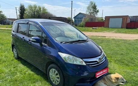 Honda Freed I, 2013 год, 1 150 000 рублей, 1 фотография