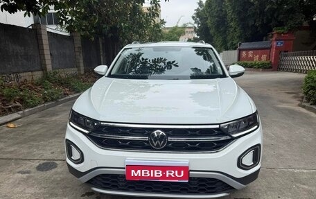 Volkswagen T-Roc I, 2025 год, 1 700 000 рублей, 1 фотография