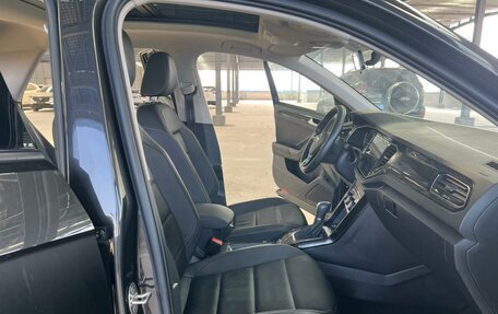 Volkswagen T-Roc I, 2023 год, 1 447 000 рублей, 10 фотография