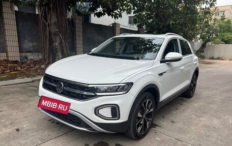 Volkswagen T-Roc I, 2025 год, 1 700 000 рублей, 3 фотография