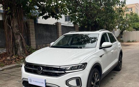 Volkswagen T-Roc I, 2025 год, 1 700 000 рублей, 4 фотография