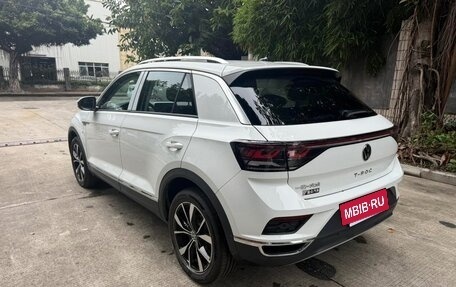 Volkswagen T-Roc I, 2025 год, 1 700 000 рублей, 6 фотография