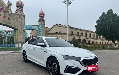 Skoda Octavia IV, 2023 год, 2 050 000 рублей, 2 фотография