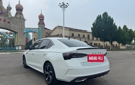 Skoda Octavia IV, 2023 год, 2 050 000 рублей, 15 фотография