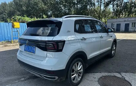 Volkswagen T-Cross I, 2023 год, 1 350 001 рублей, 4 фотография