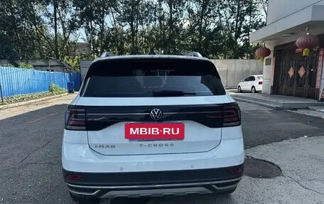 Volkswagen T-Cross I, 2023 год, 1 350 001 рублей, 3 фотография