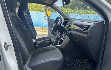 Volkswagen T-Cross I, 2023 год, 1 350 001 рублей, 13 фотография