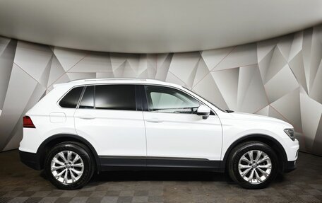 Volkswagen Tiguan II, 2017 год, 1 629 000 рублей, 6 фотография