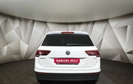 Volkswagen Tiguan II, 2017 год, 1 629 000 рублей, 8 фотография