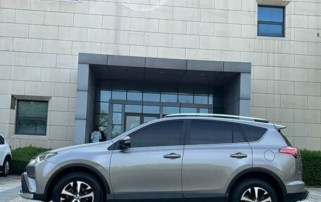 Toyota RAV4, 2019 год, 2 150 002 рублей, 7 фотография