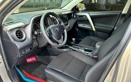 Toyota RAV4, 2019 год, 2 150 002 рублей, 13 фотография