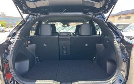 Toyota Yaris Cross, 2025 год, 2 216 700 рублей, 8 фотография