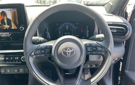Toyota Yaris Cross, 2025 год, 2 216 700 рублей, 14 фотография