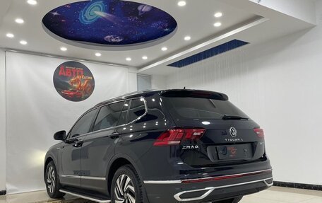 Volkswagen Tiguan II, 2023 год, 2 034 000 рублей, 4 фотография