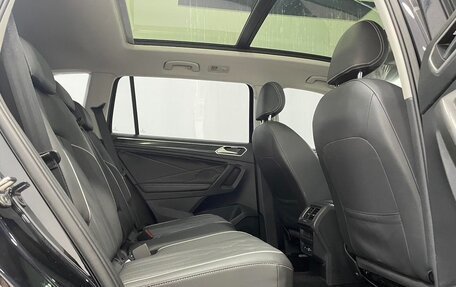 Volkswagen Tiguan II, 2023 год, 2 034 000 рублей, 17 фотография