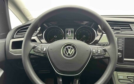 Volkswagen Touran III, 2023 год, 1 550 000 рублей, 6 фотография